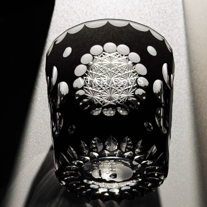 Skull - Dark style whiskey glass