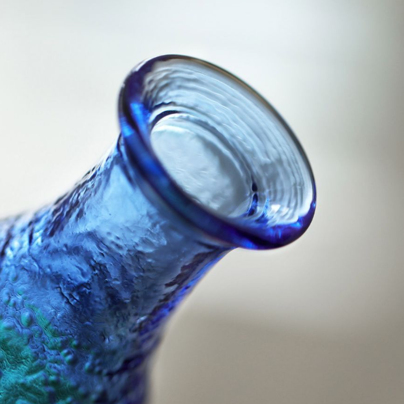 Toyo Sasaki Aurora Japanese Handcrafted Glass Sake Gift Set