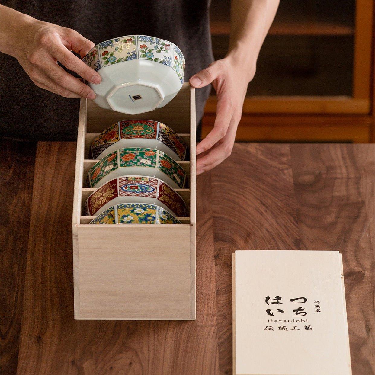 Japanese Mino Ware Court Dyed Brocade Octagonal Bowls Set