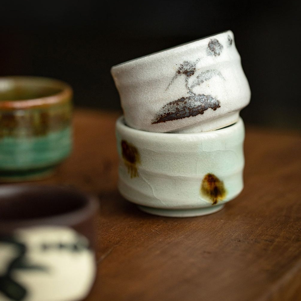 Hatsuichi Mino Ware Handcrafted Yuugiri Ceramic Tea Cups Set