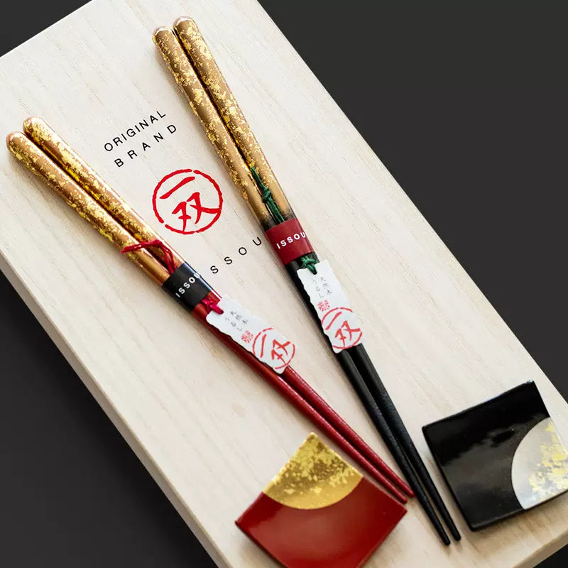 ISSOU Auspicious Clouds Japanese Handcrafted Wooden Chopsticks Wedding Gift Set GoGlassCup