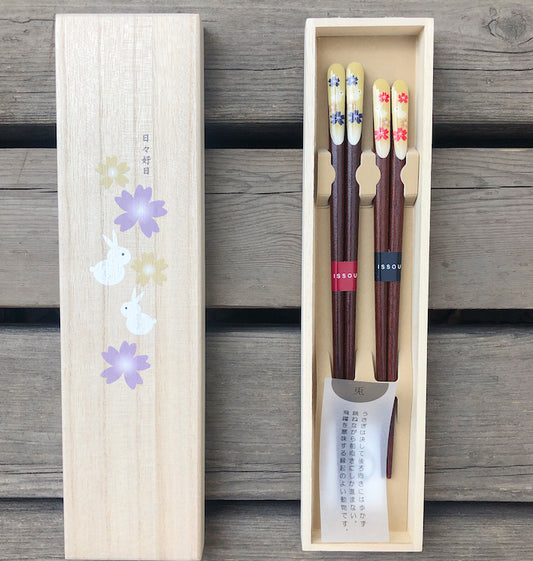ISSOU Handcrafted Happy Bunny Chopsticks - ISHIDA