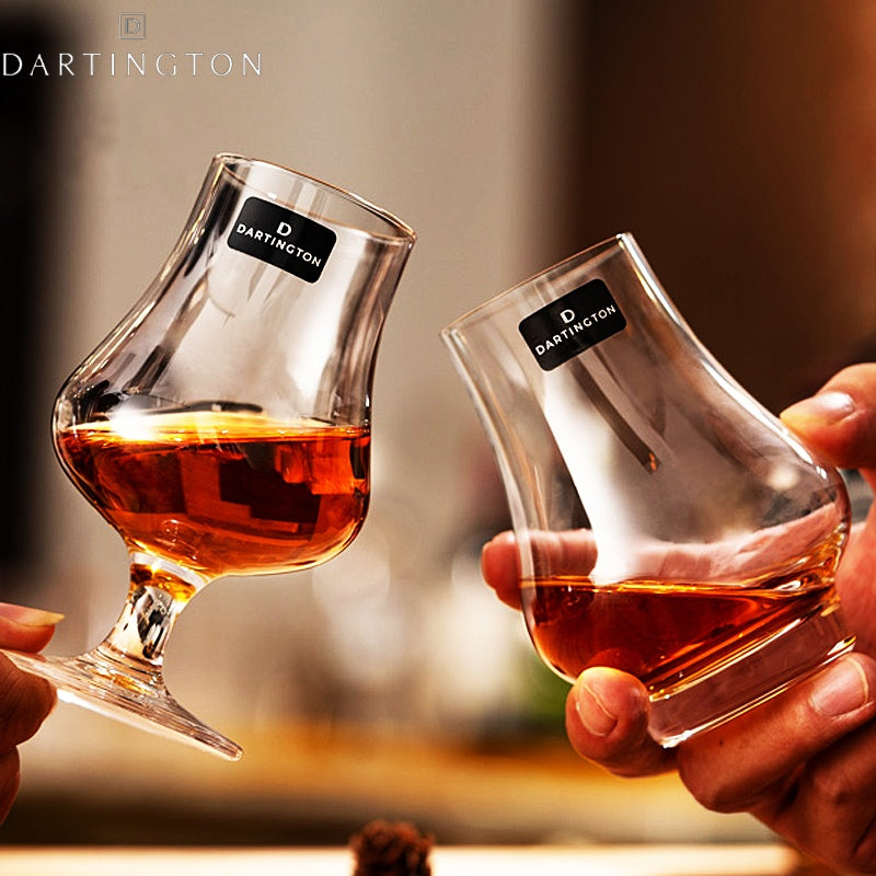 Why do whiskeyglasses have thick bottoms?