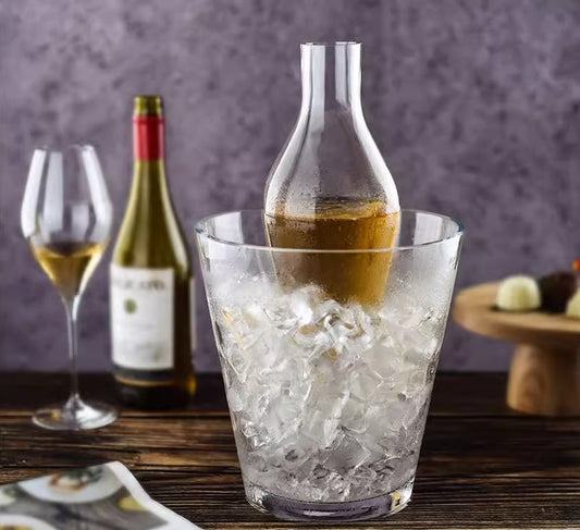 How long does white wine last in a decanter?