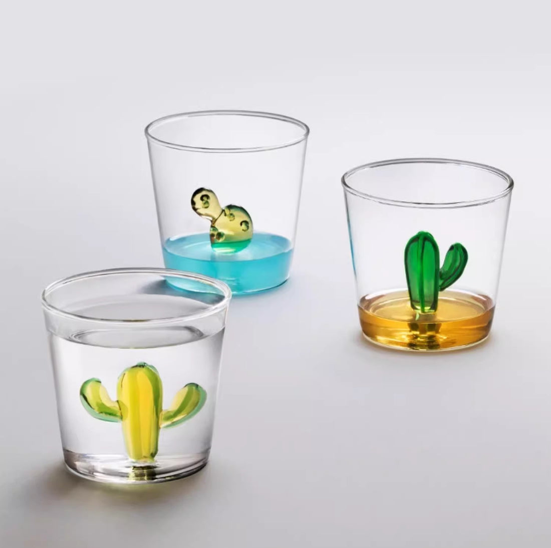 A cute glassware！！Don't you want to own one?