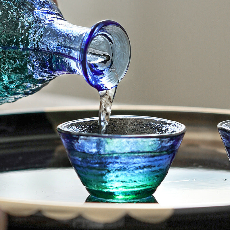 What is a sake glass set called?