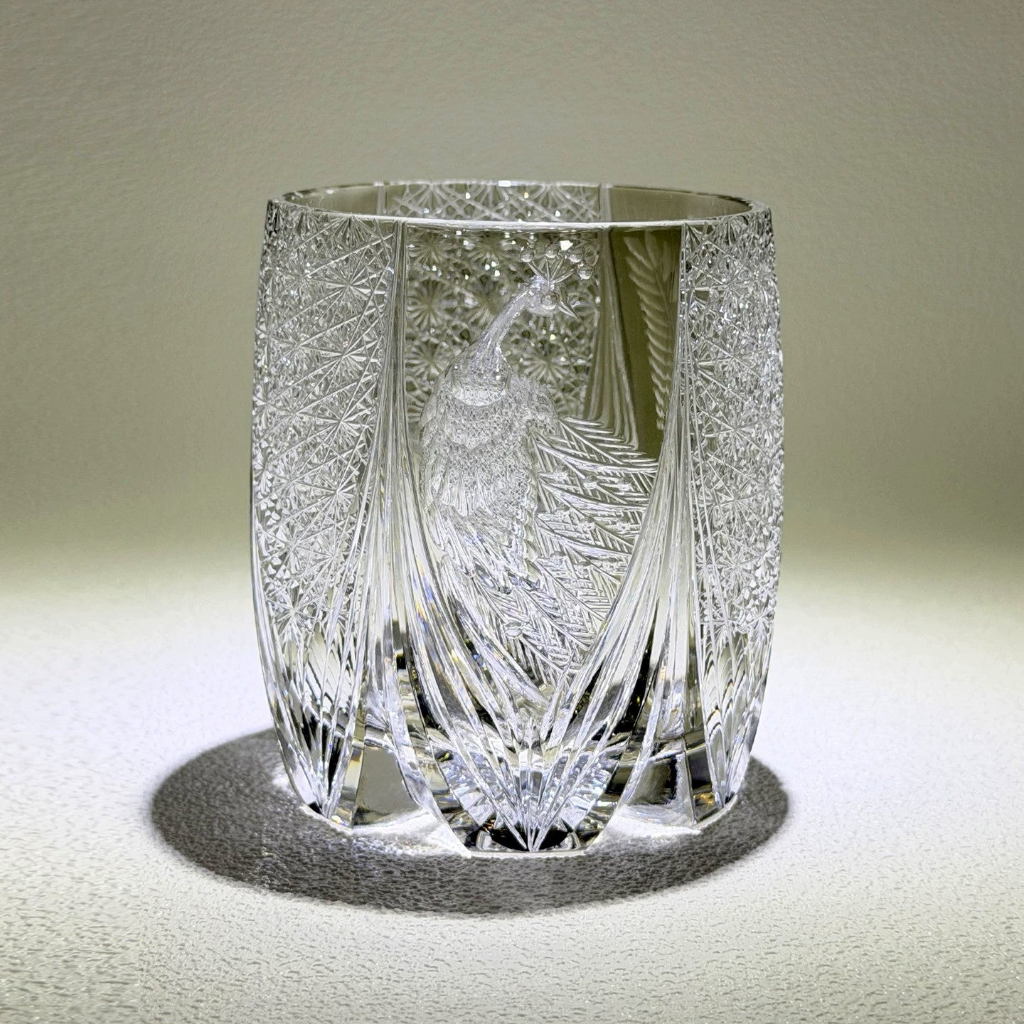 Edo Kiriko Peacock Premium Crystal Whisky Glass – Light Luxury Collection