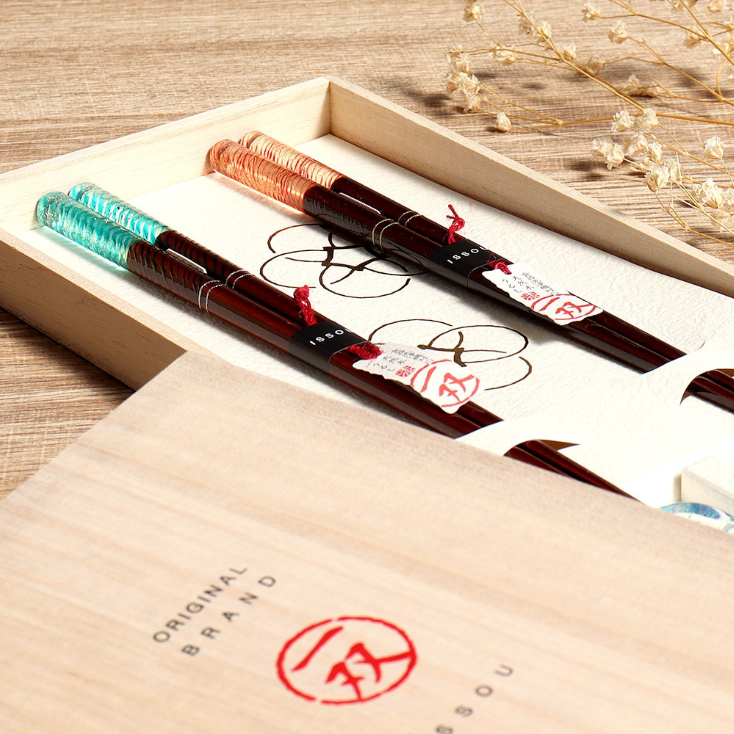 Japanese Handcrafted Golden Sakura Wooden Chopsticks Wedding Gift Set
