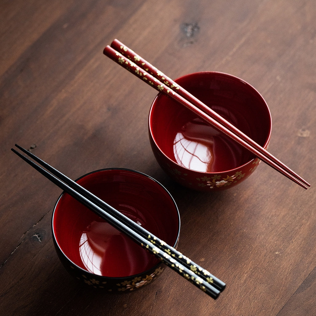 Yamanaka Shikki Sakura Couple Bowls with Chopsticks Set