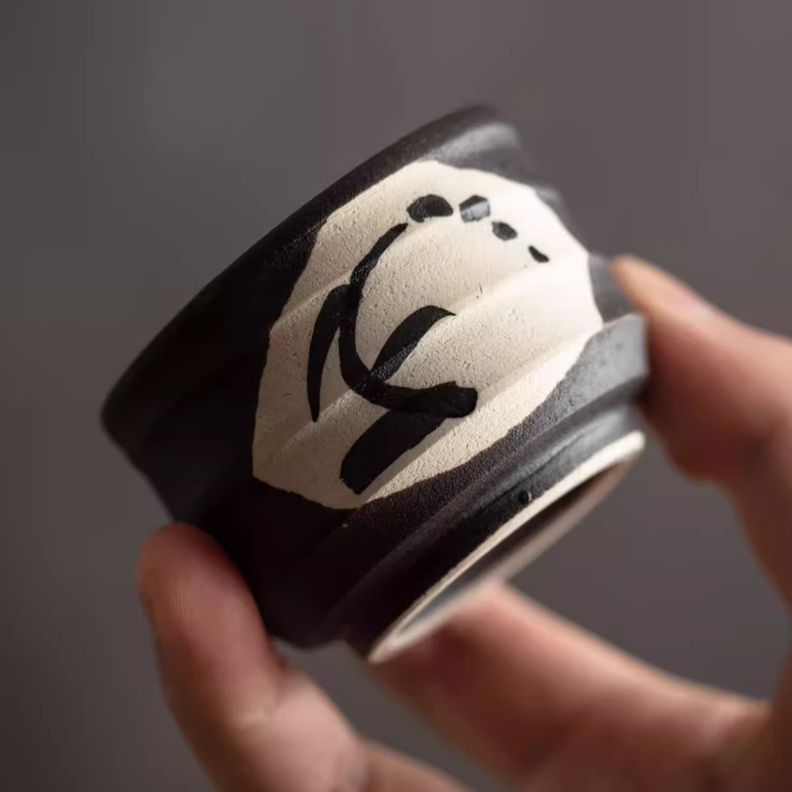 Hatsuichi Mino Ware Handcrafted Yuugiri Ceramic Tea Cups Set