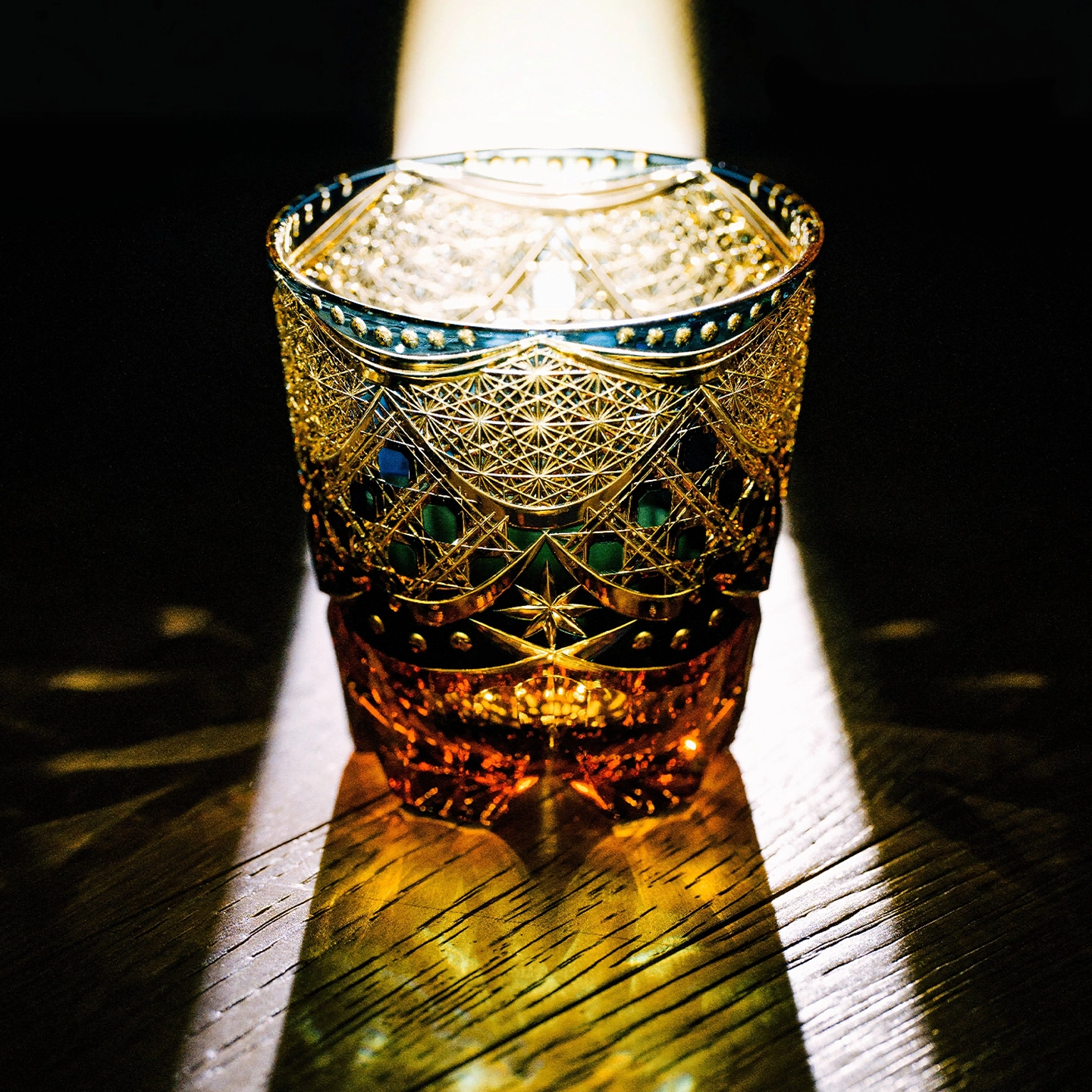 Edo Kiriko Yoru no Tobari Cut Crystal Whisky Glass With Wooden Box