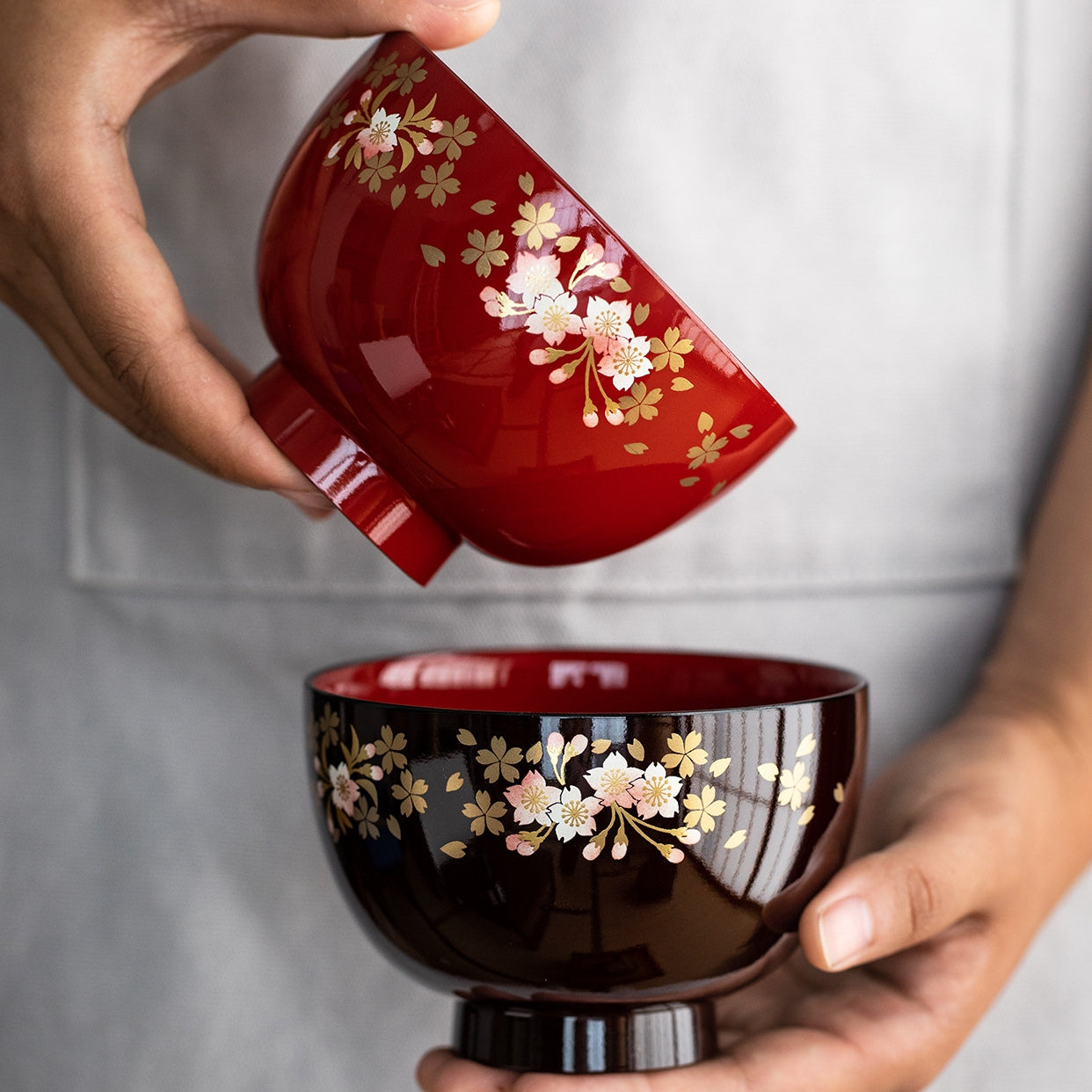 Yamanaka Shikki Sakura Couple Bowls with Chopsticks Set