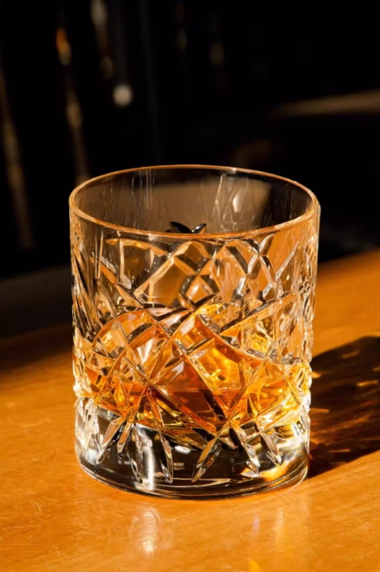 DA VINCI Skultura Whiskey Glass