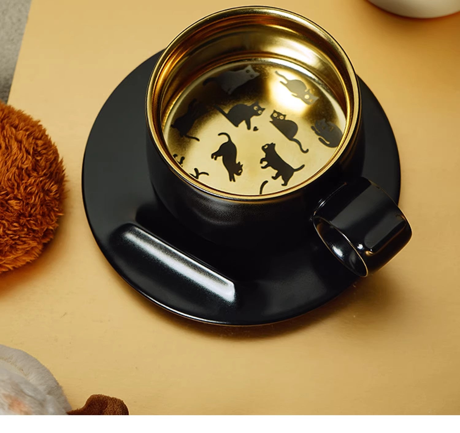 Retro Ceramic Titanium Coffee Mug with Cat Illustration - Deluxe Gift Box